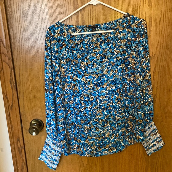 Ann Taylor Blouse - EUC - Picture 1 of 5